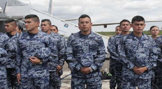 Los cadetes mexicanos fueron recibidos en la Fuera Aérea.