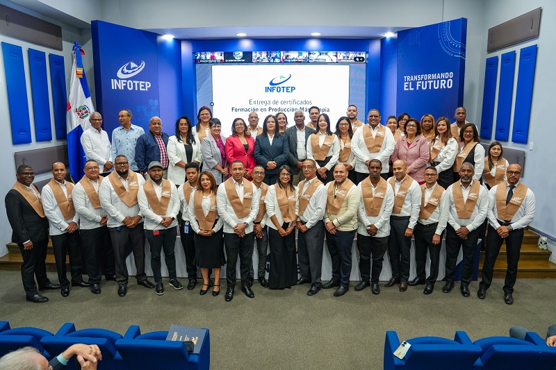 INFOTEP celebra la Semana “El Planeta en tus Manos” y certifica a 50 colaboradores en Producción Más Limpia 2