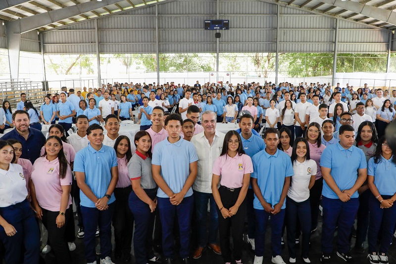 Juventud participa en encuentro encabezado por Abinader en San José de Ocoa 2 Juventud