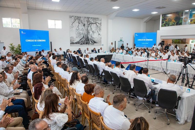 Presidente Abinader encabeza Consejo de Ministros en Santiago 2 Santiago