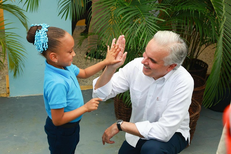 Psicólogos tendrán una mayor presencia y atenderán a menos estudiantes en las escuelas públicas 3 Psicólogos