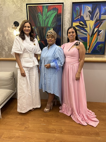 Celeste Pérez, Tania Alcalá y Patricia Durán.