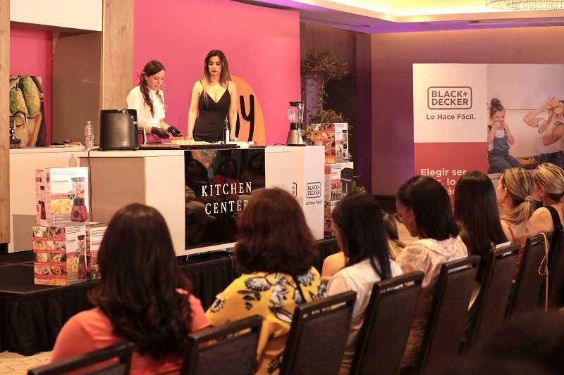 Spectrum Brands ofreció dos cooking shows a cargo de las chefs Annerick Simó y Catherine Lemoine 2