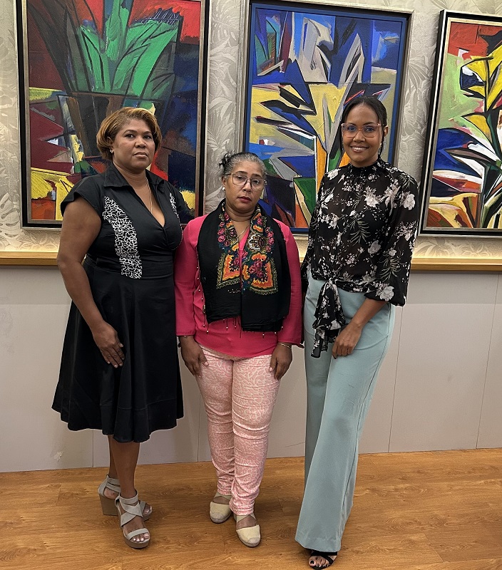 Inocencia Manzueta, Carolis Barlette y Lucy El_vira.