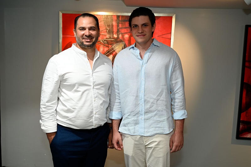 Autozama inaugura “Caos & Equilibrio”, exposición del artista Máximo Caminero 5