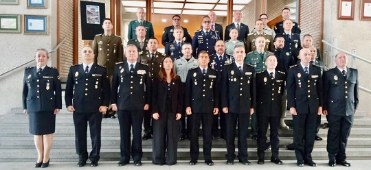 Policía